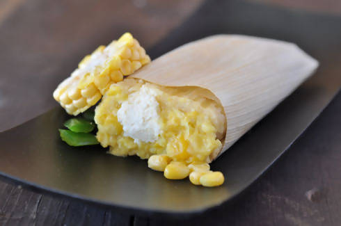 Green Corn and Cream Cheese Tamales